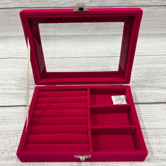 Velvet Jewellery Box in Rouge Soir